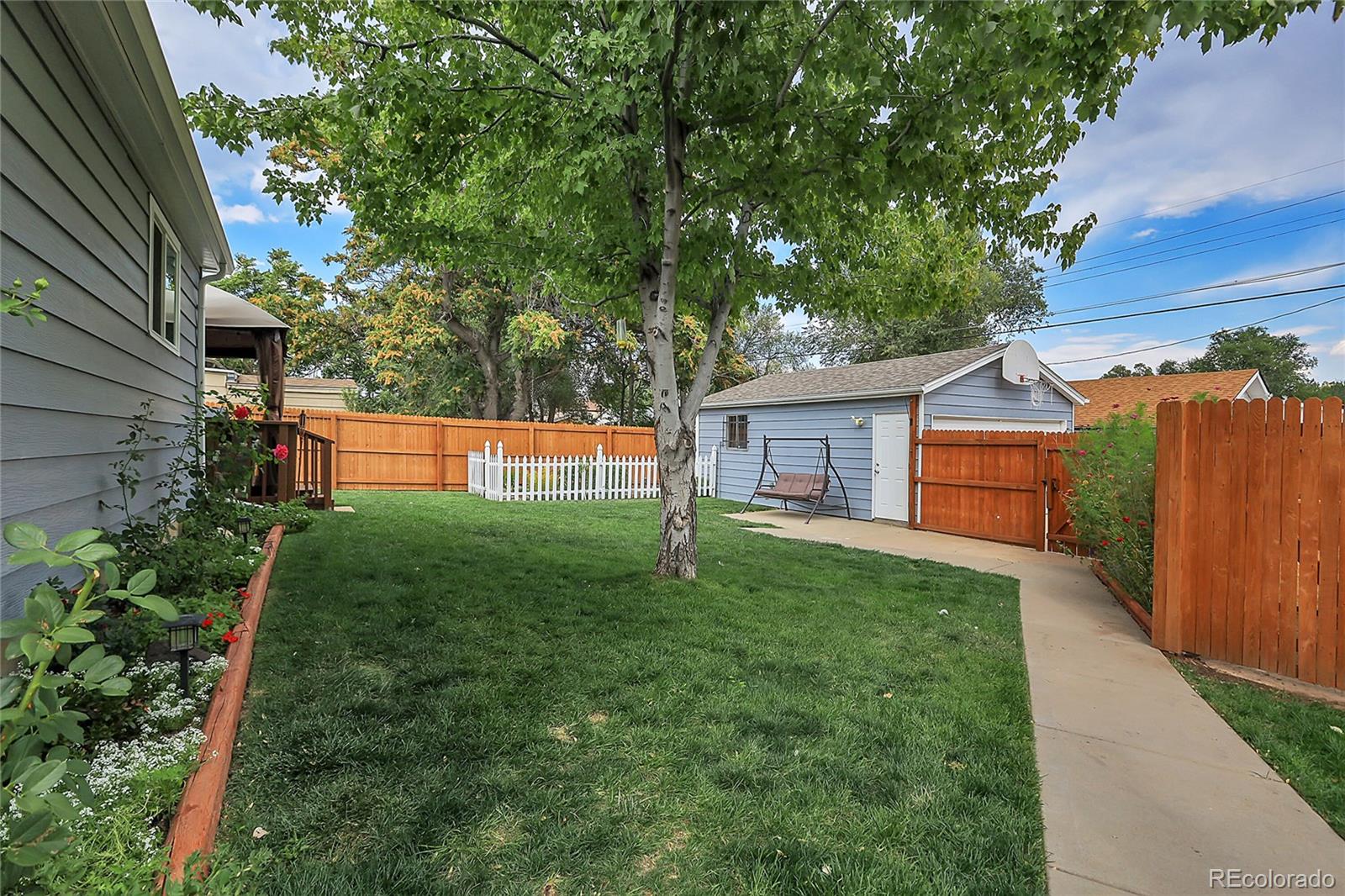 MLS Image #18 for 1130 s perry street,denver, Colorado