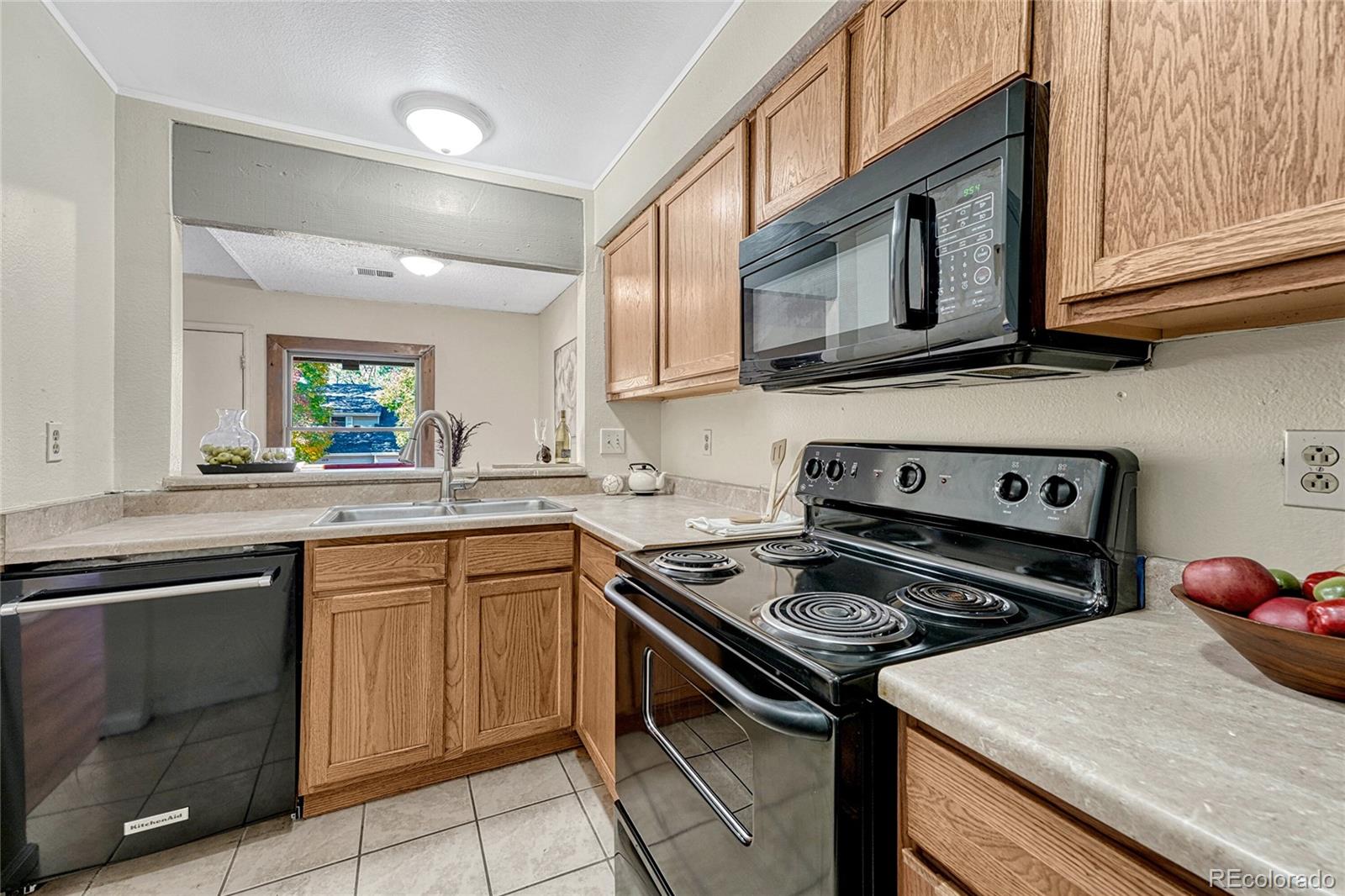 MLS Image #13 for 1220 s carson way,aurora, Colorado