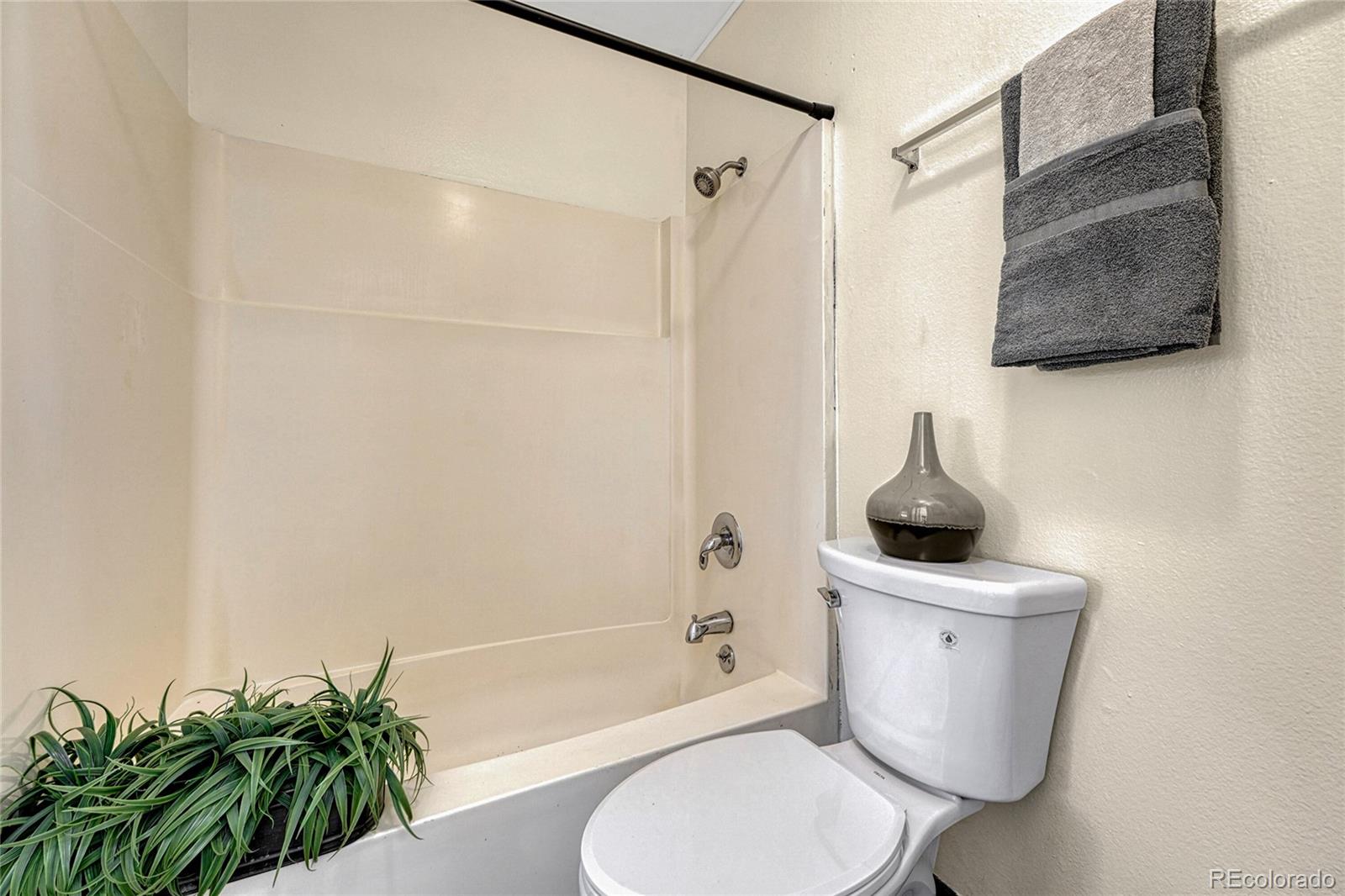 MLS Image #21 for 1220 s carson way,aurora, Colorado