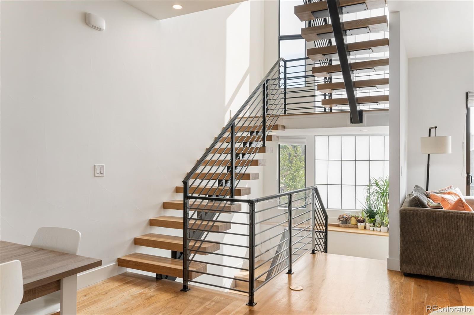 MLS Image #11 for 2589  arapahoe street,denver, Colorado