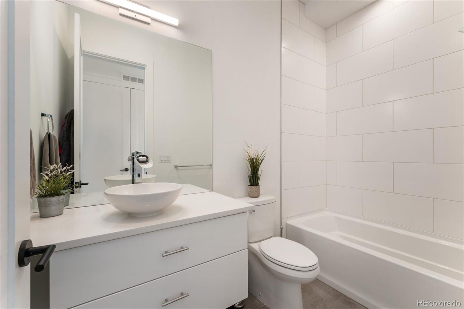 MLS Image #27 for 2589  arapahoe street,denver, Colorado