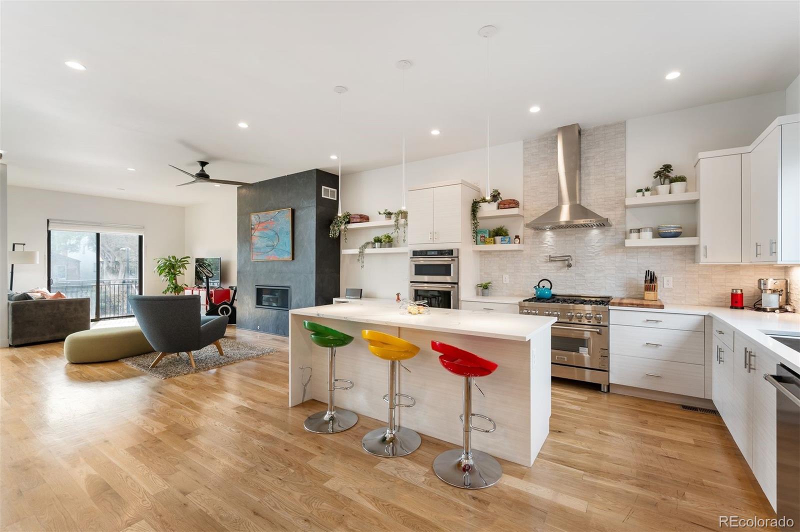 MLS Image #4 for 2589  arapahoe street,denver, Colorado