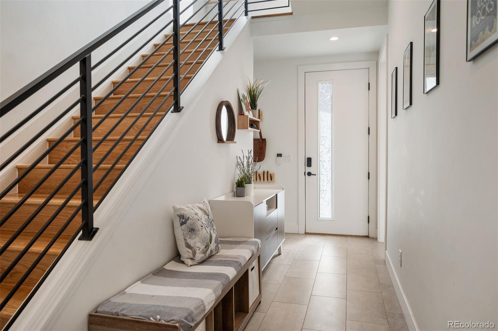 MLS Image #8 for 2589  arapahoe street,denver, Colorado