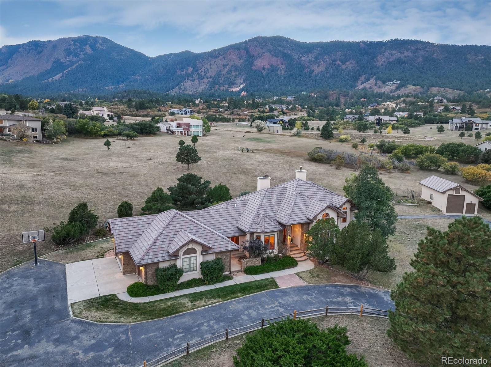 CMA Image for 820  forest view circle,Monument, Colorado