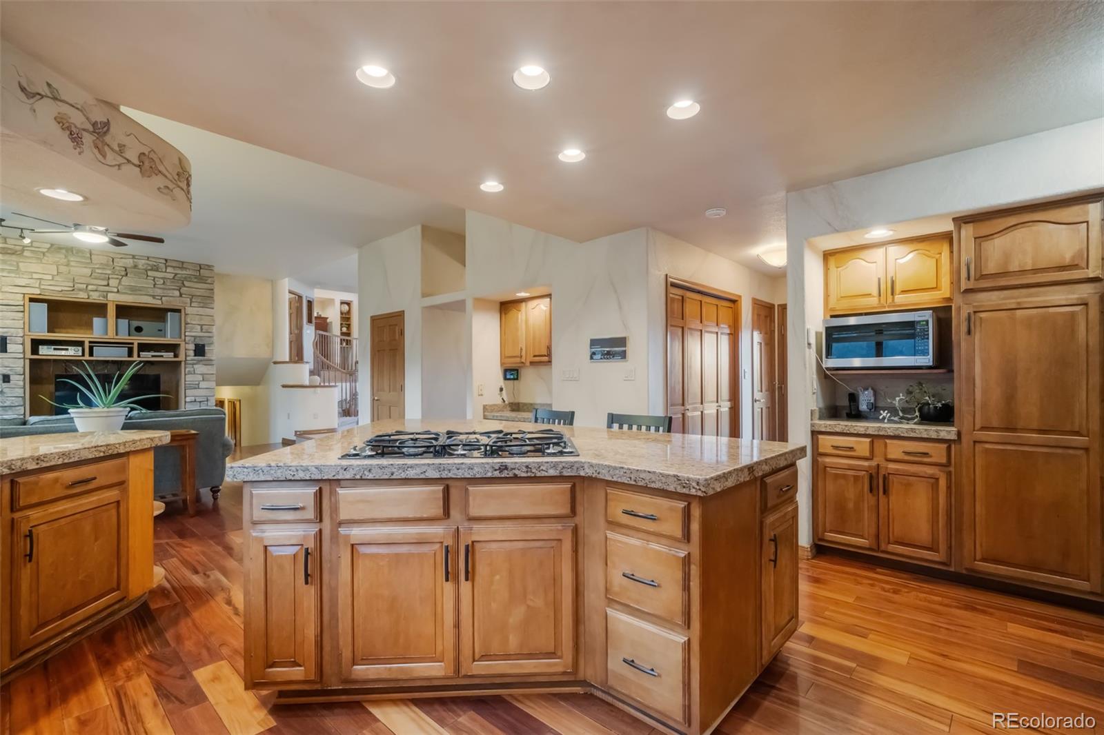 MLS Image #10 for 820  forest view circle,monument, Colorado