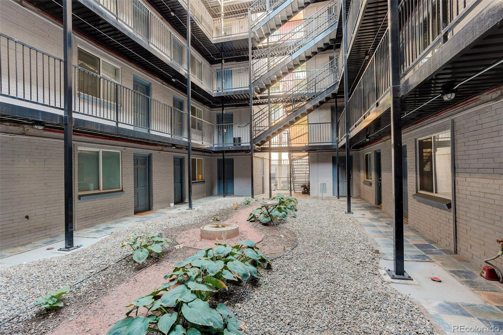 MLS Image #10 for 336 n grant street 206,denver, Colorado