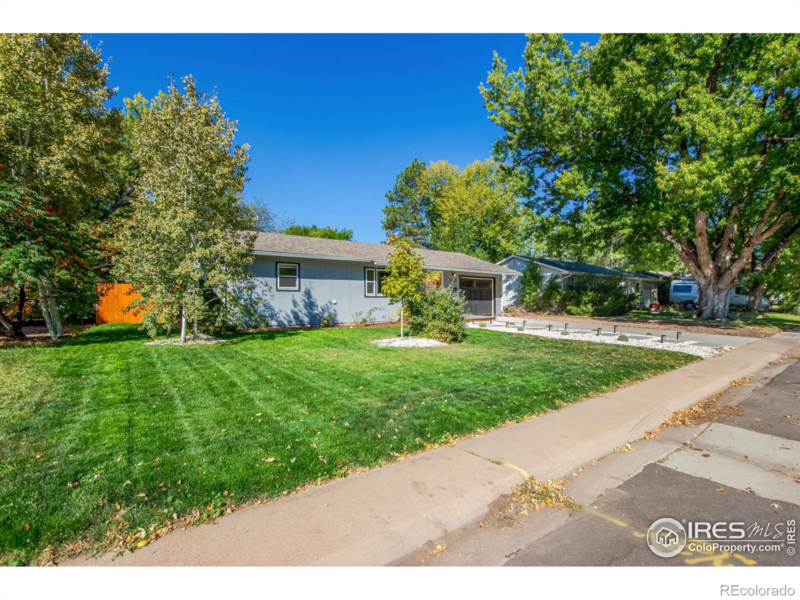 MLS Image #3 for 1033  hillcrest drive,fort collins, Colorado