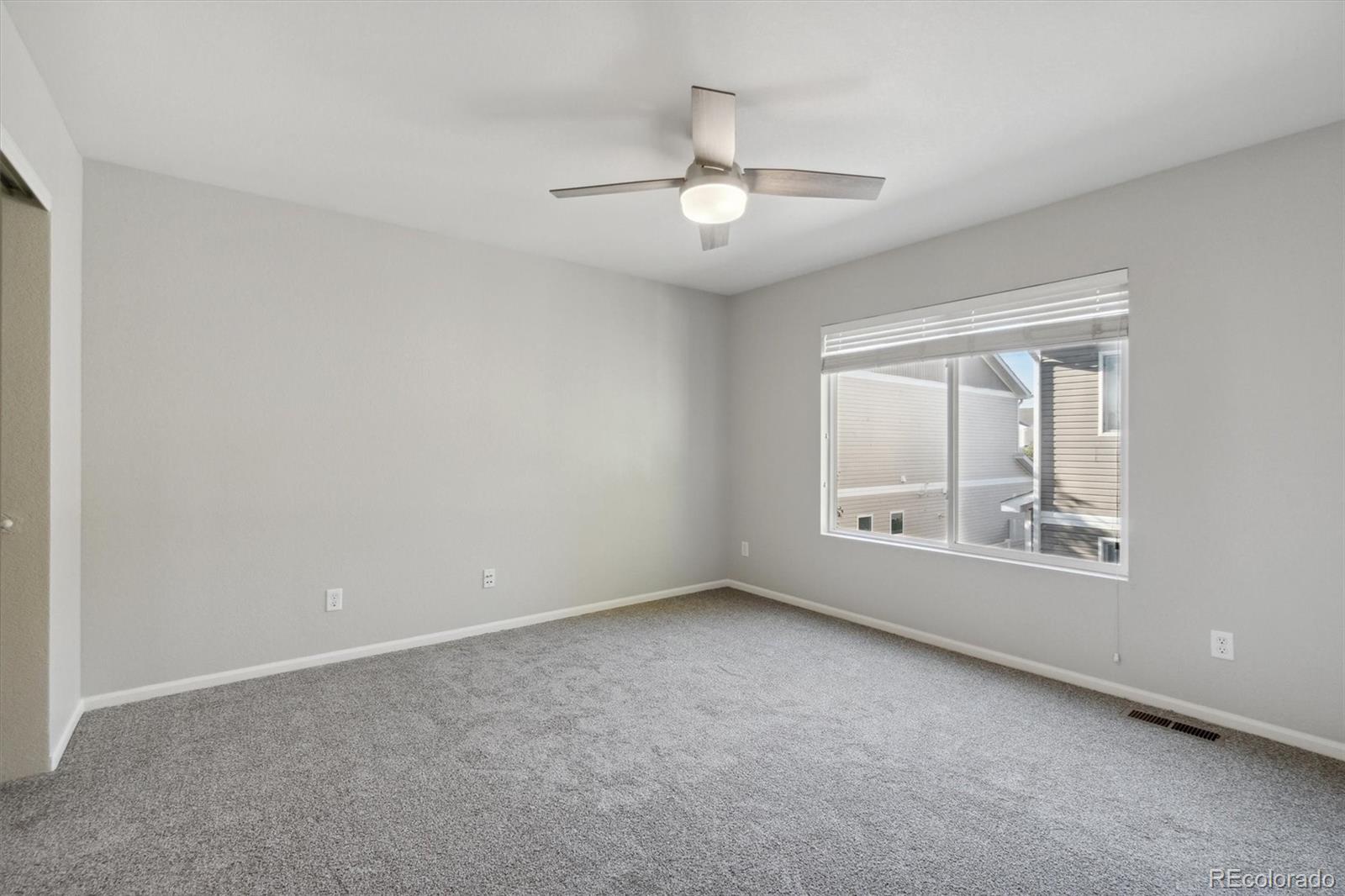 MLS Image #21 for 18642 e 46th place,denver, Colorado