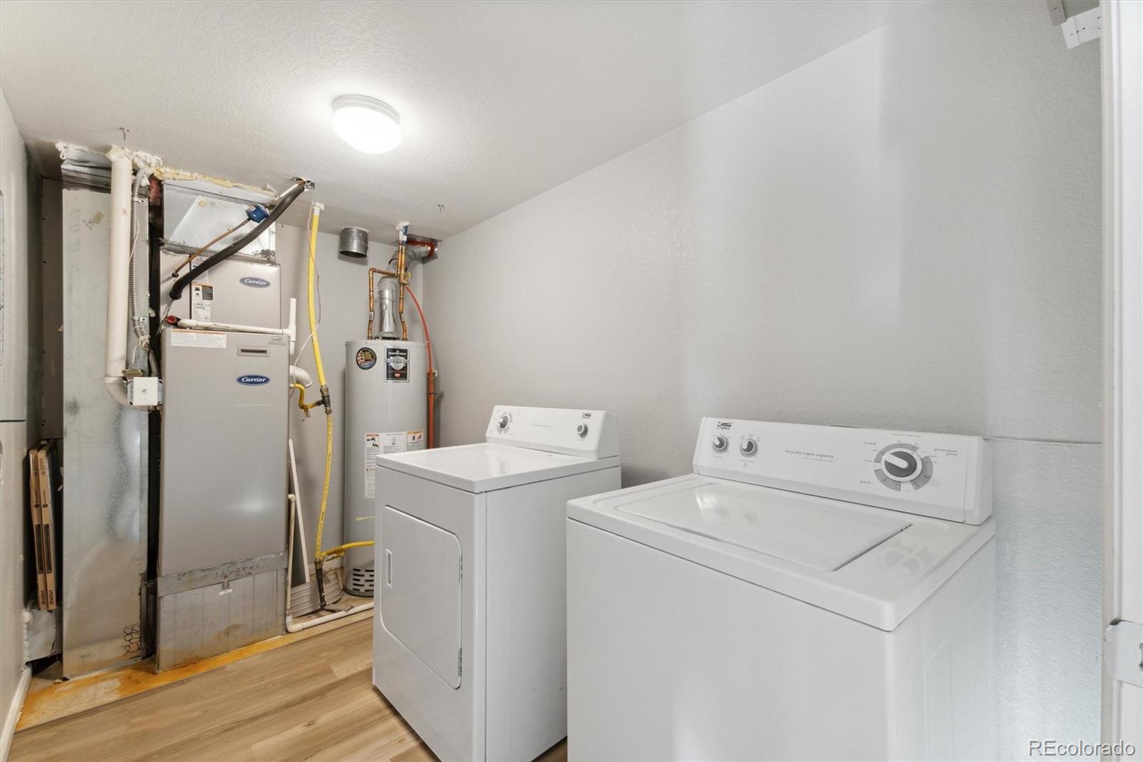 MLS Image #34 for 18642 e 46th place,denver, Colorado