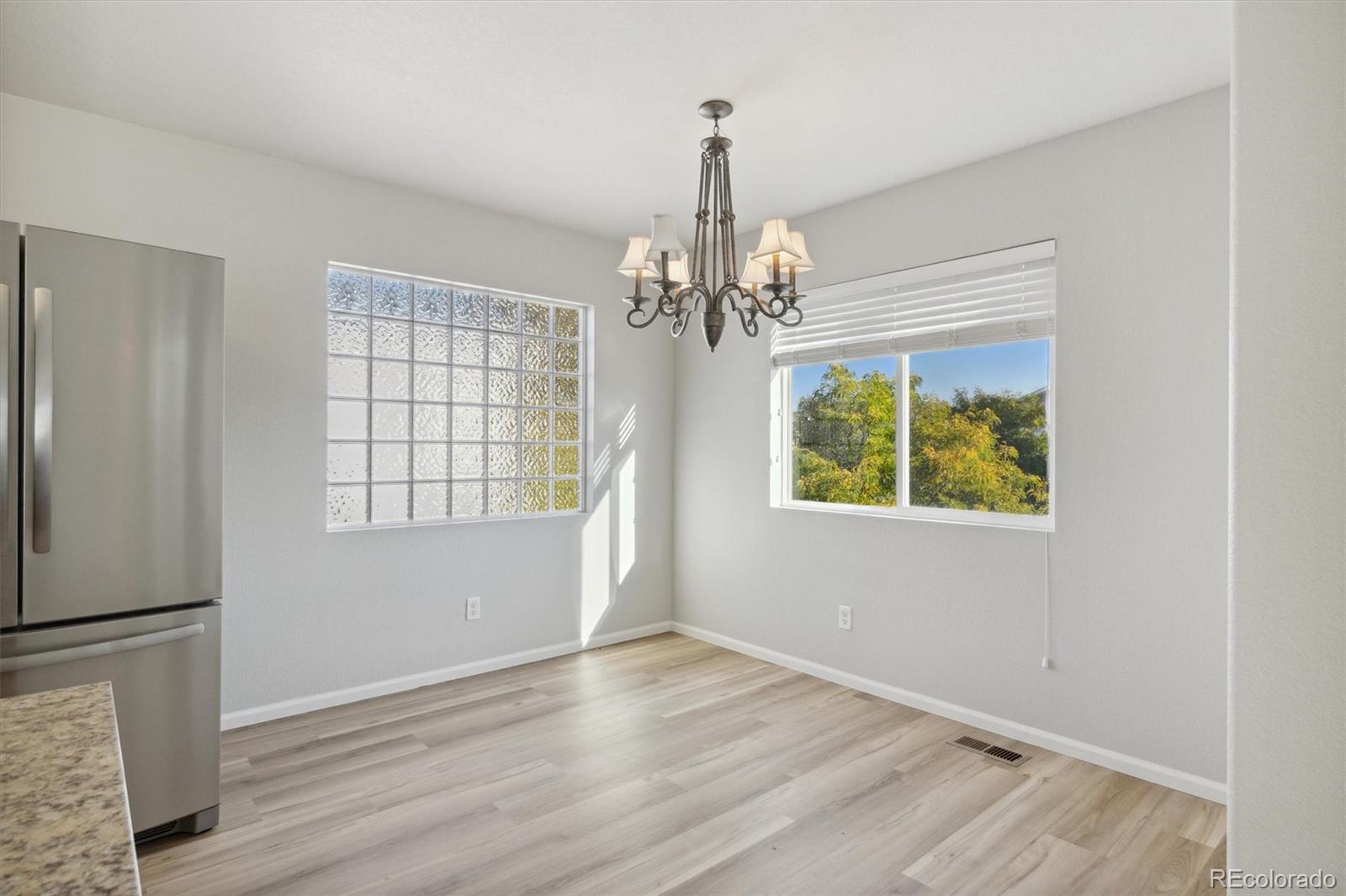 MLS Image #9 for 18642 e 46th place,denver, Colorado