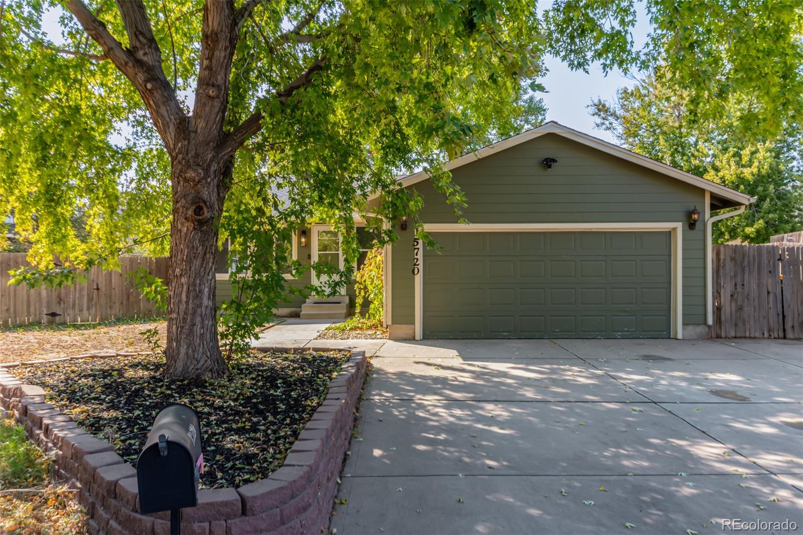 MLS Image #0 for 15720 e princeton place,aurora, Colorado