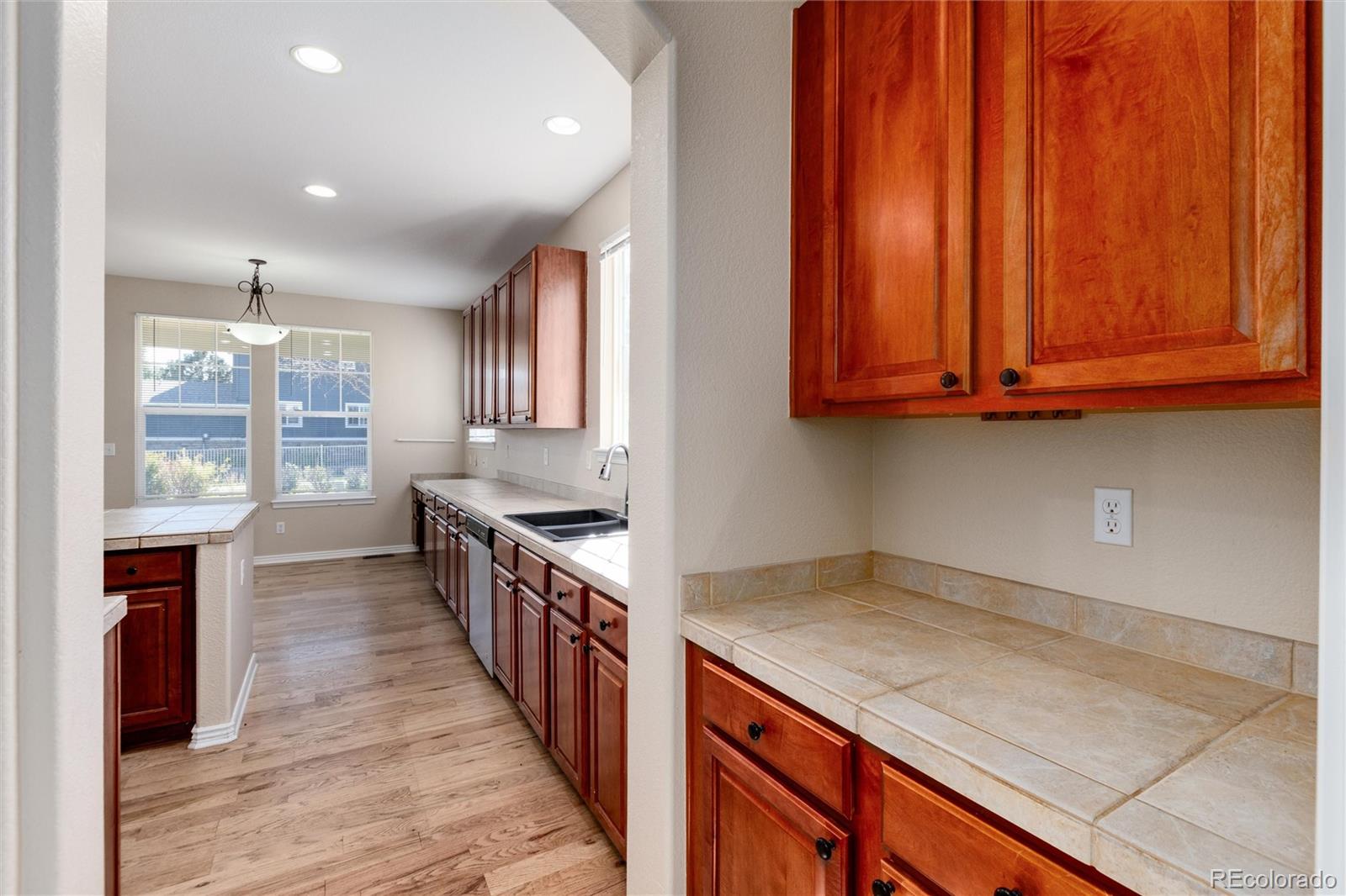 MLS Image #18 for 22264 e frost place,aurora, Colorado