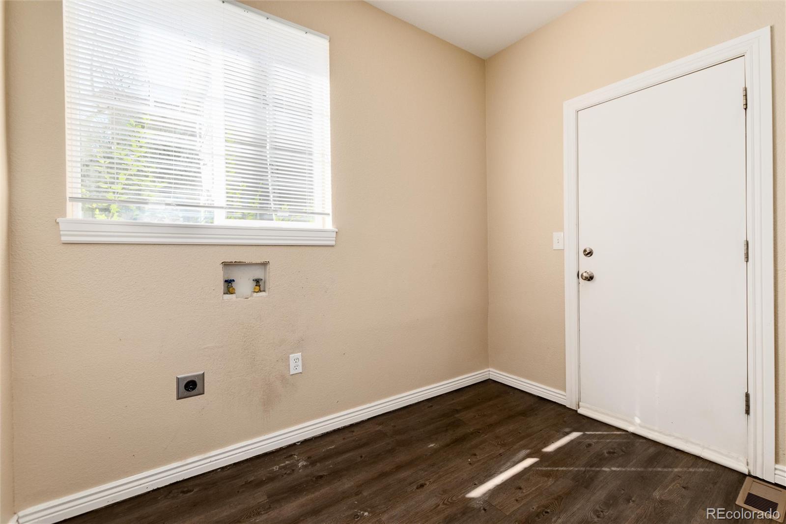 MLS Image #19 for 22264 e frost place,aurora, Colorado