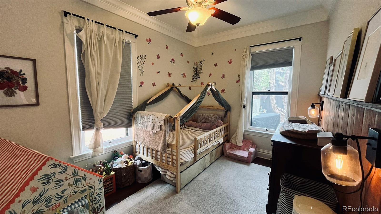 MLS Image #19 for 334 s lincoln street,denver, Colorado