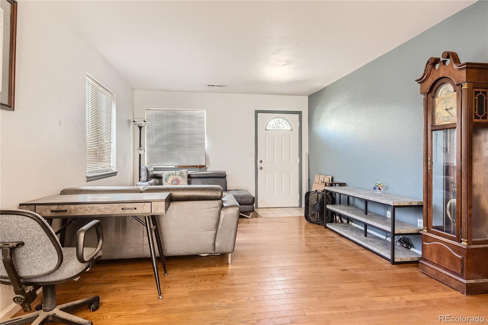 MLS Image #2 for 925 s quitman street,denver, Colorado