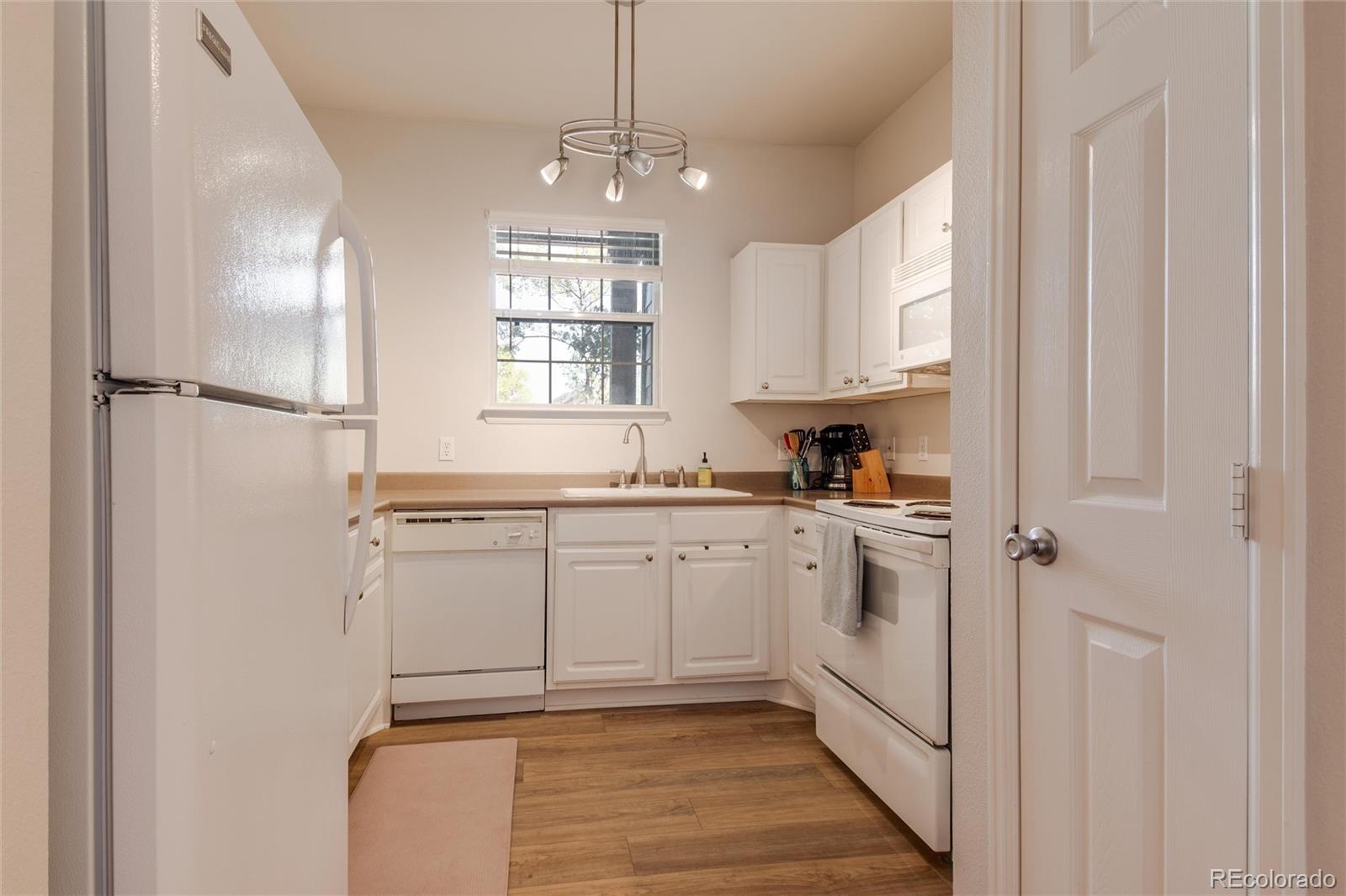 MLS Image #10 for 7418 s quail circle,littleton, Colorado