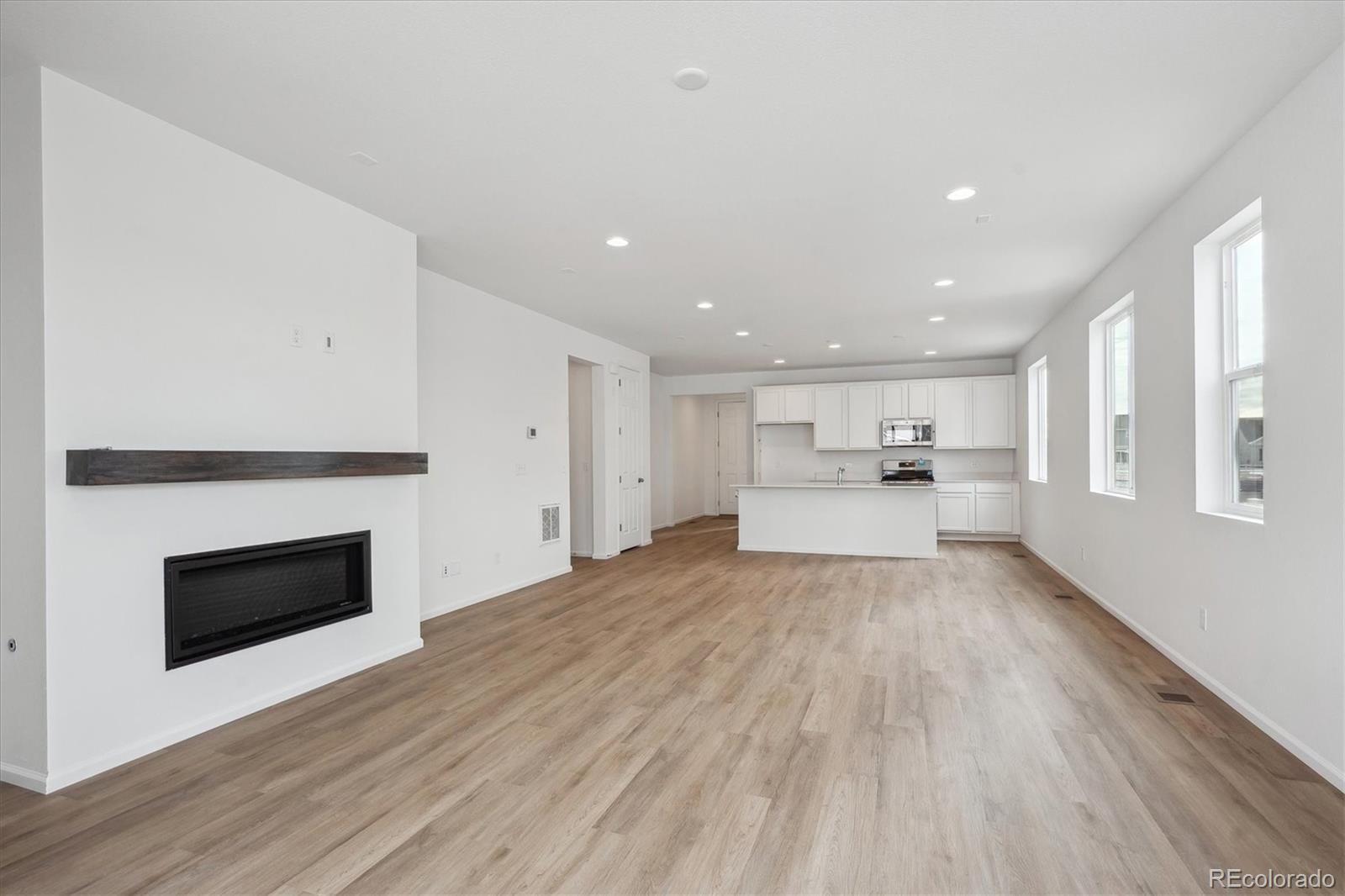 MLS Image #8 for 4215  lacewood lane,johnstown, Colorado