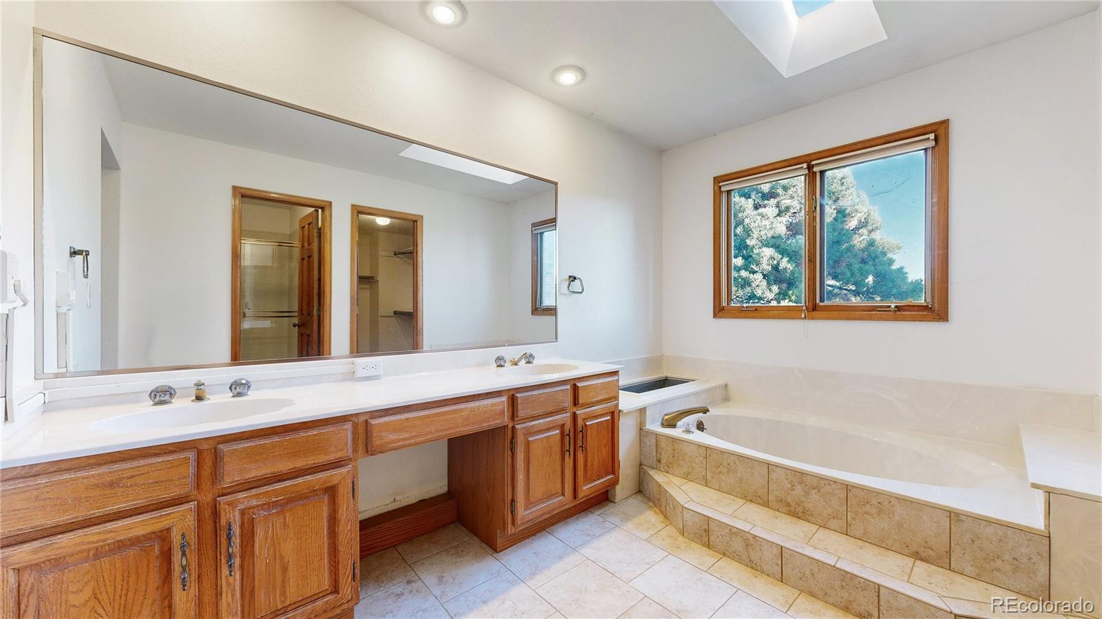 MLS Image #16 for 2365  country club loop,westminster, Colorado