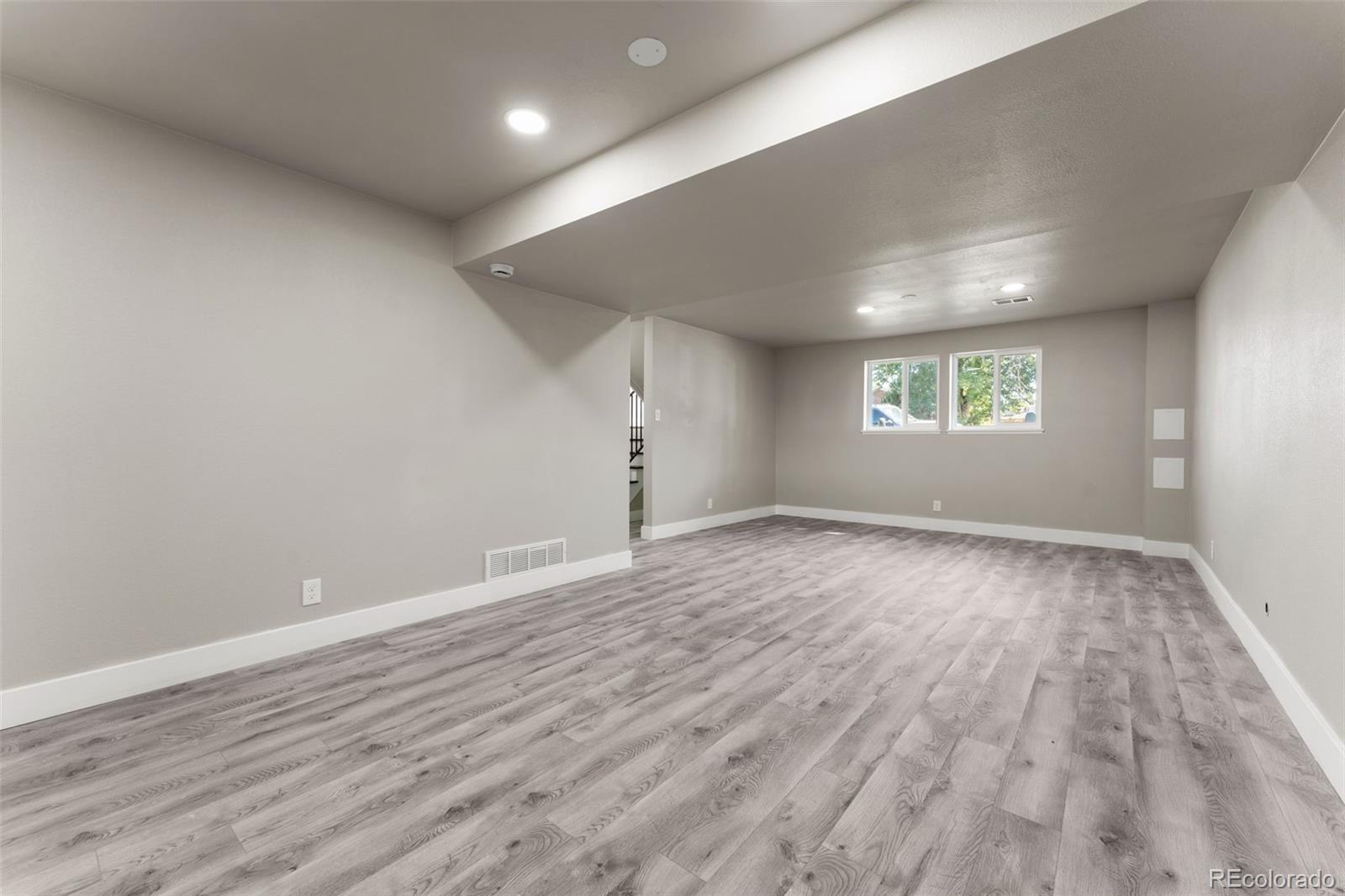 MLS Image #26 for 5205  scranton court,denver, Colorado