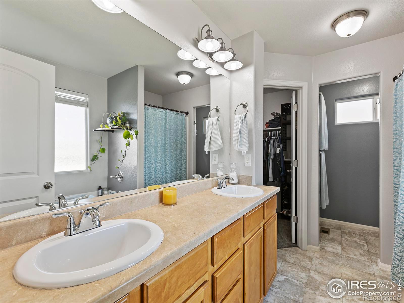 MLS Image #14 for 856  lakebrook court,windsor, Colorado