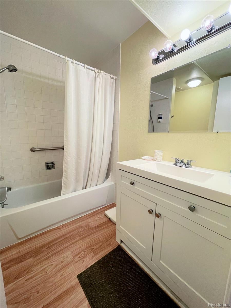 MLS Image #10 for 5300 e cherry creek south drive,denver, Colorado