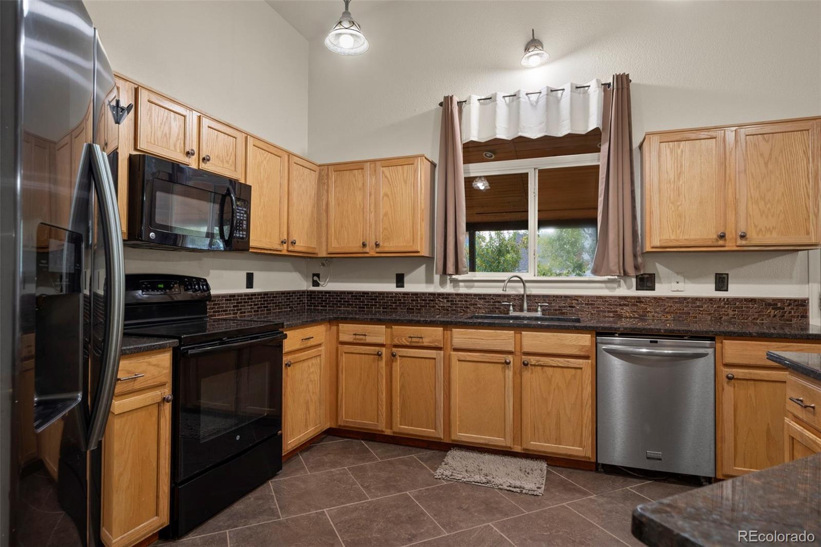 MLS Image #12 for 11667  oswego street,commerce city, Colorado