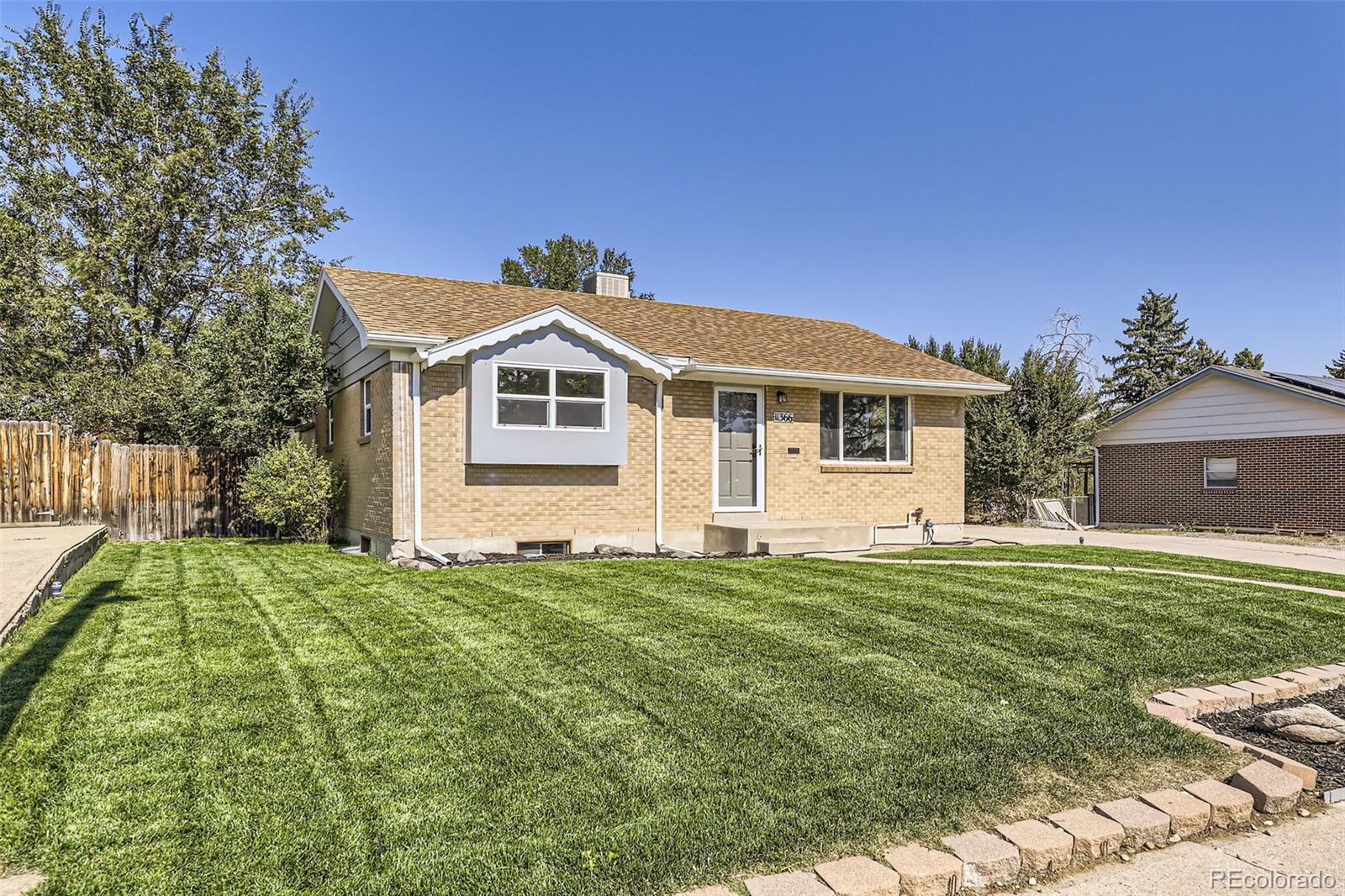 MLS Image #2 for 11366  downing drive,northglenn, Colorado