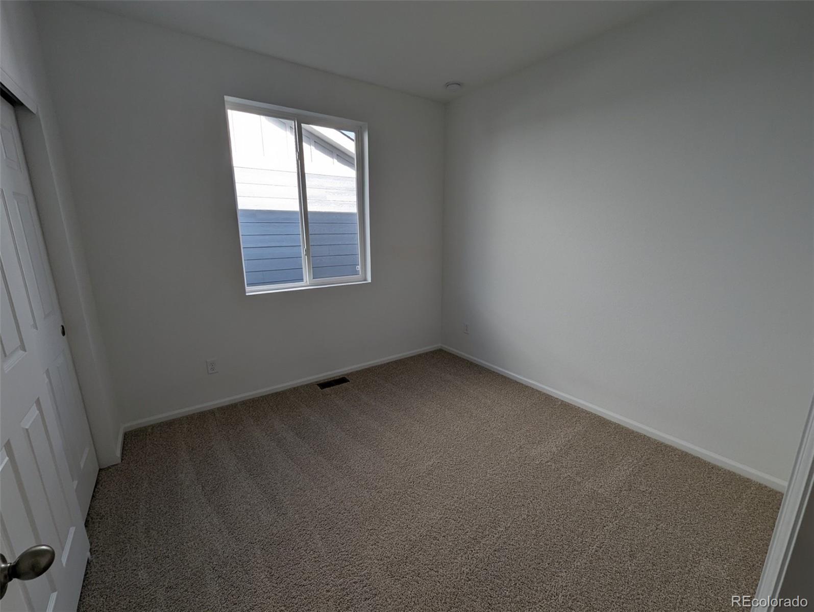 MLS Image #5 for 8485  eagle river street,littleton, Colorado