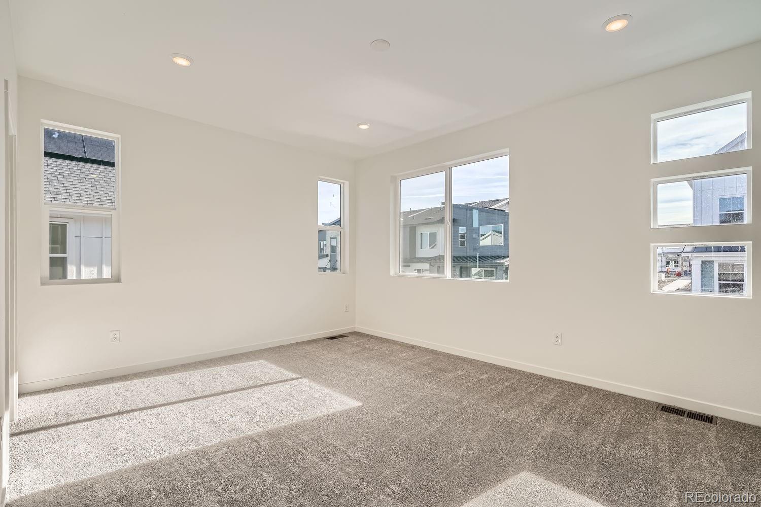 MLS Image #6 for 14584 w 91st drive a,arvada, Colorado