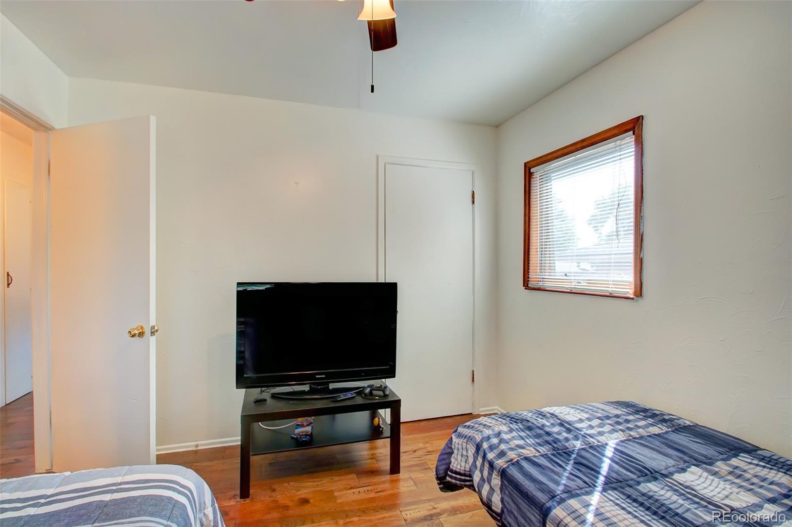 MLS Image #16 for 2953 s vrain street,denver, Colorado