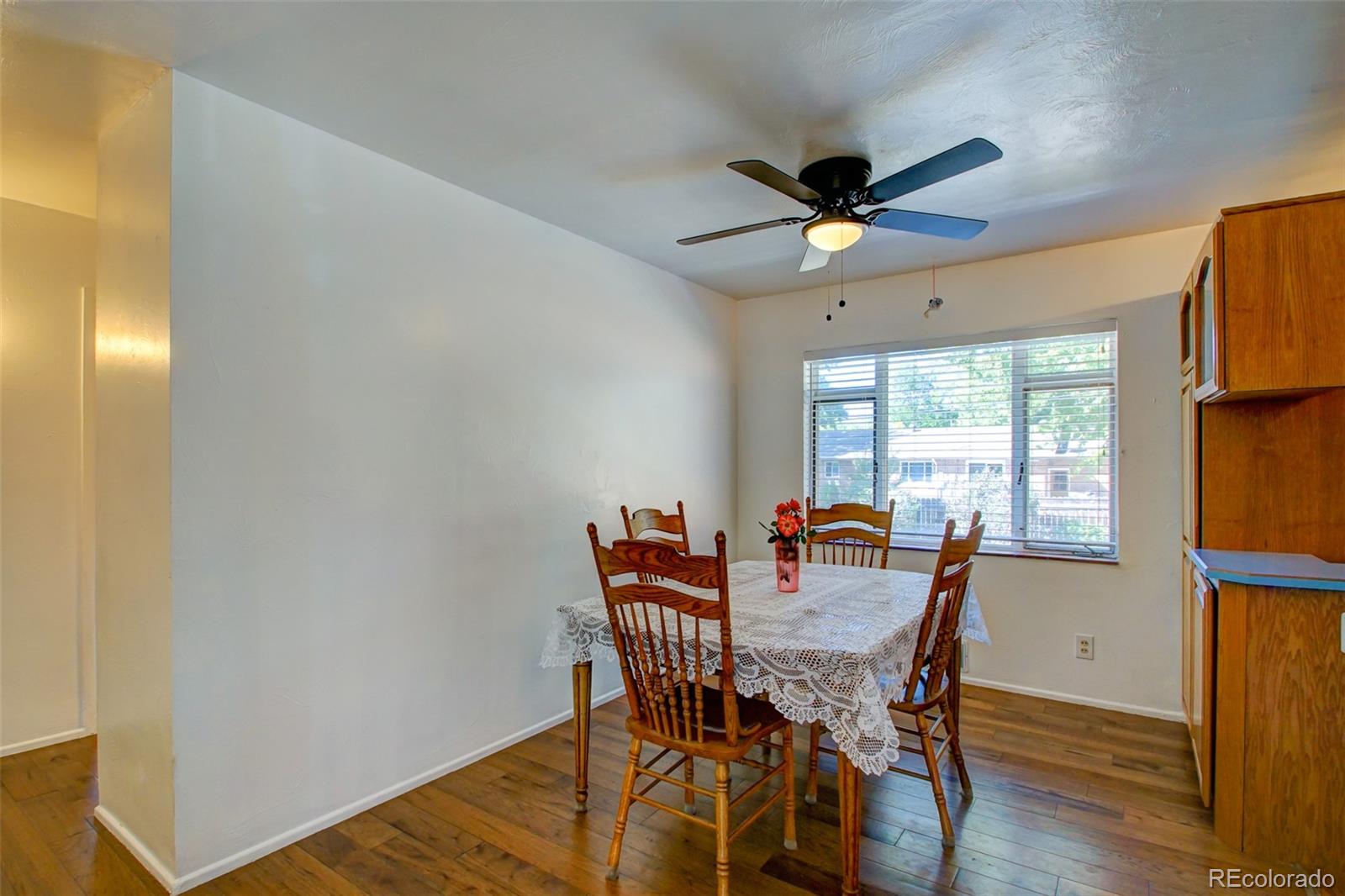 MLS Image #6 for 2953 s vrain street,denver, Colorado