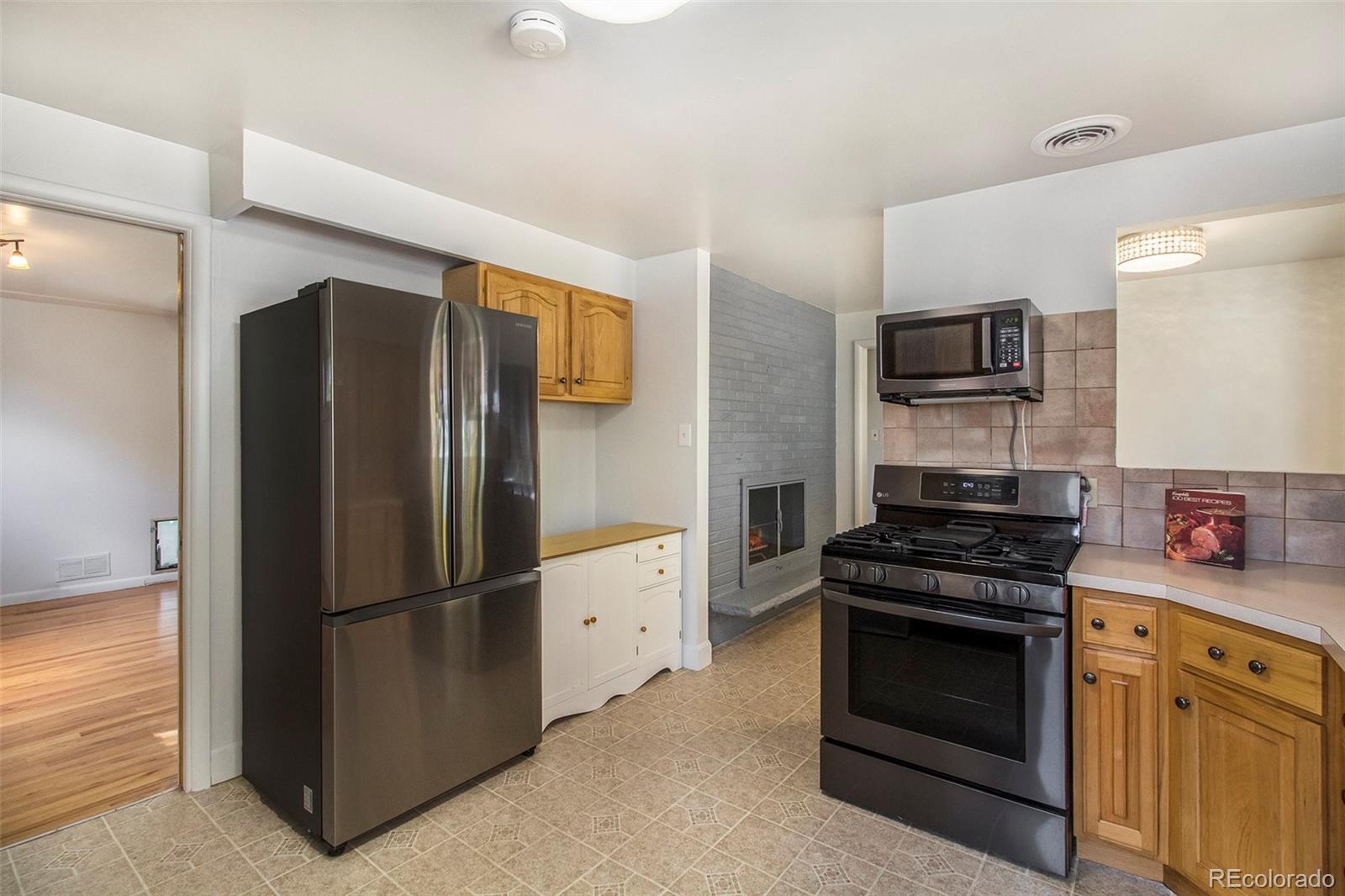 MLS Image #3 for 2733 s osceola way,denver, Colorado