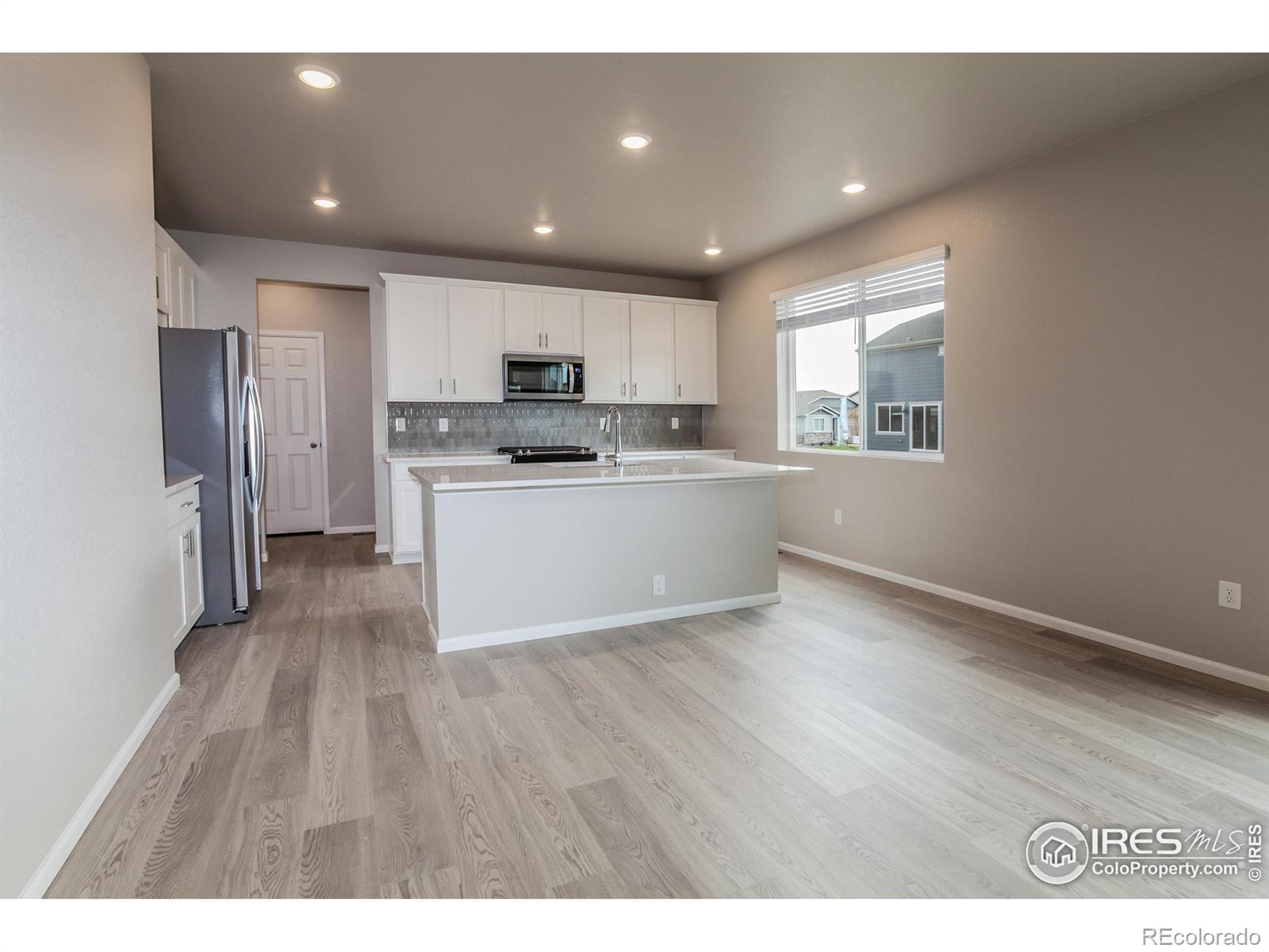 MLS Image #5 for 1117  crystal creek drive,windsor, Colorado