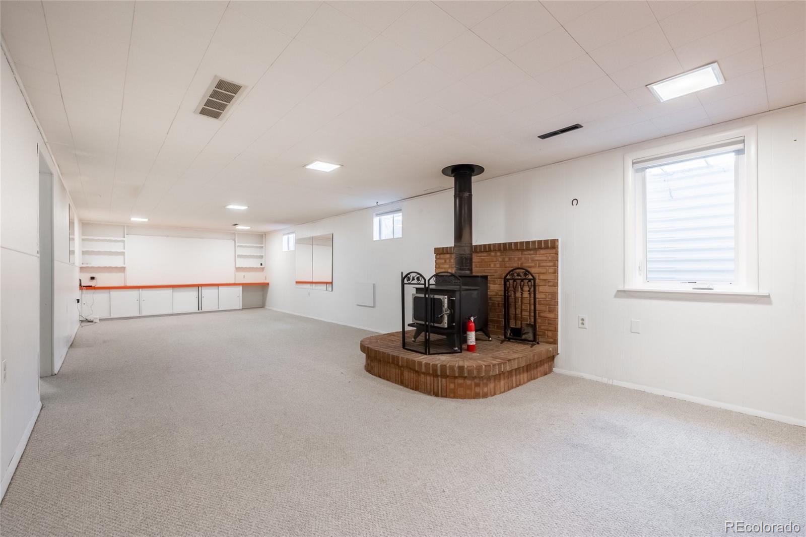 MLS Image #17 for 3423 s vrain street,denver, Colorado