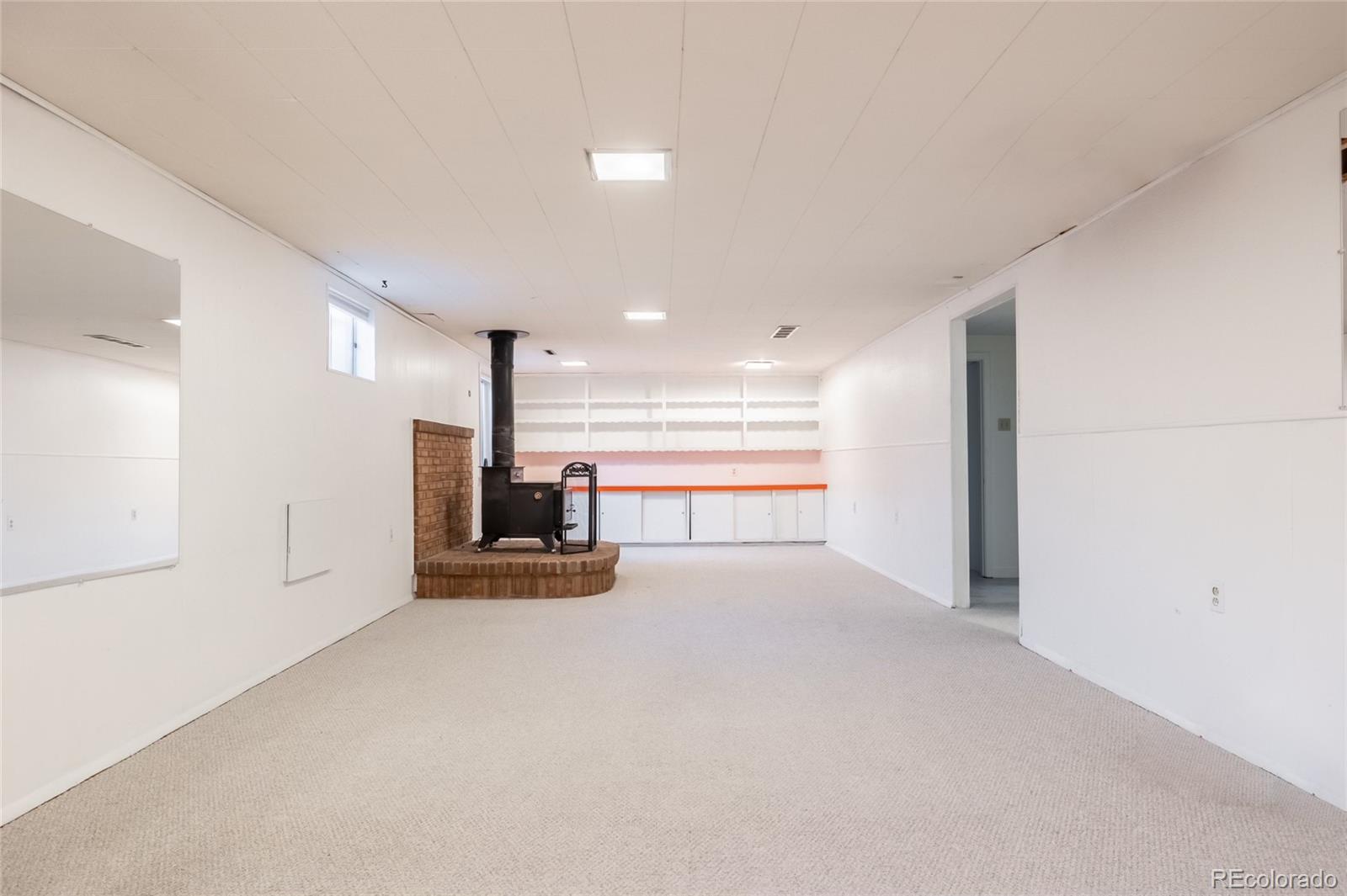 MLS Image #18 for 3423 s vrain street,denver, Colorado