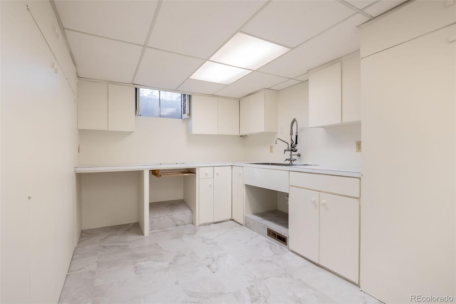 MLS Image #20 for 3423 s vrain street,denver, Colorado