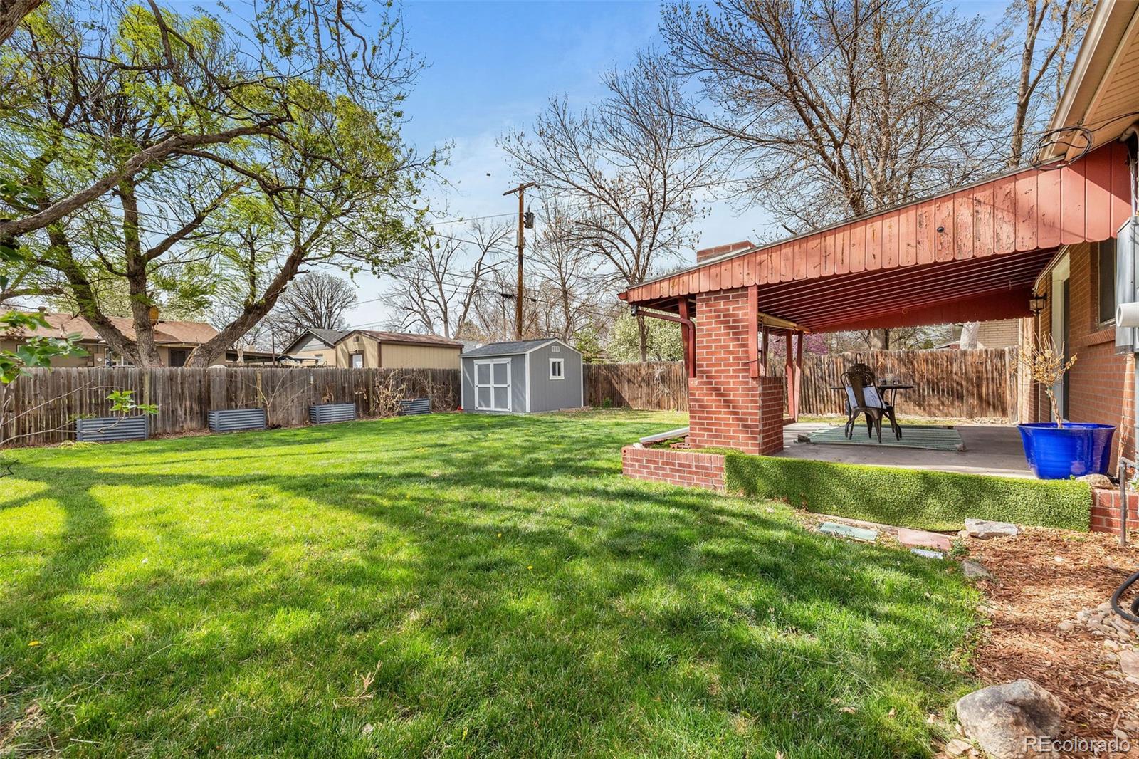 MLS Image #28 for 3423 s vrain street,denver, Colorado