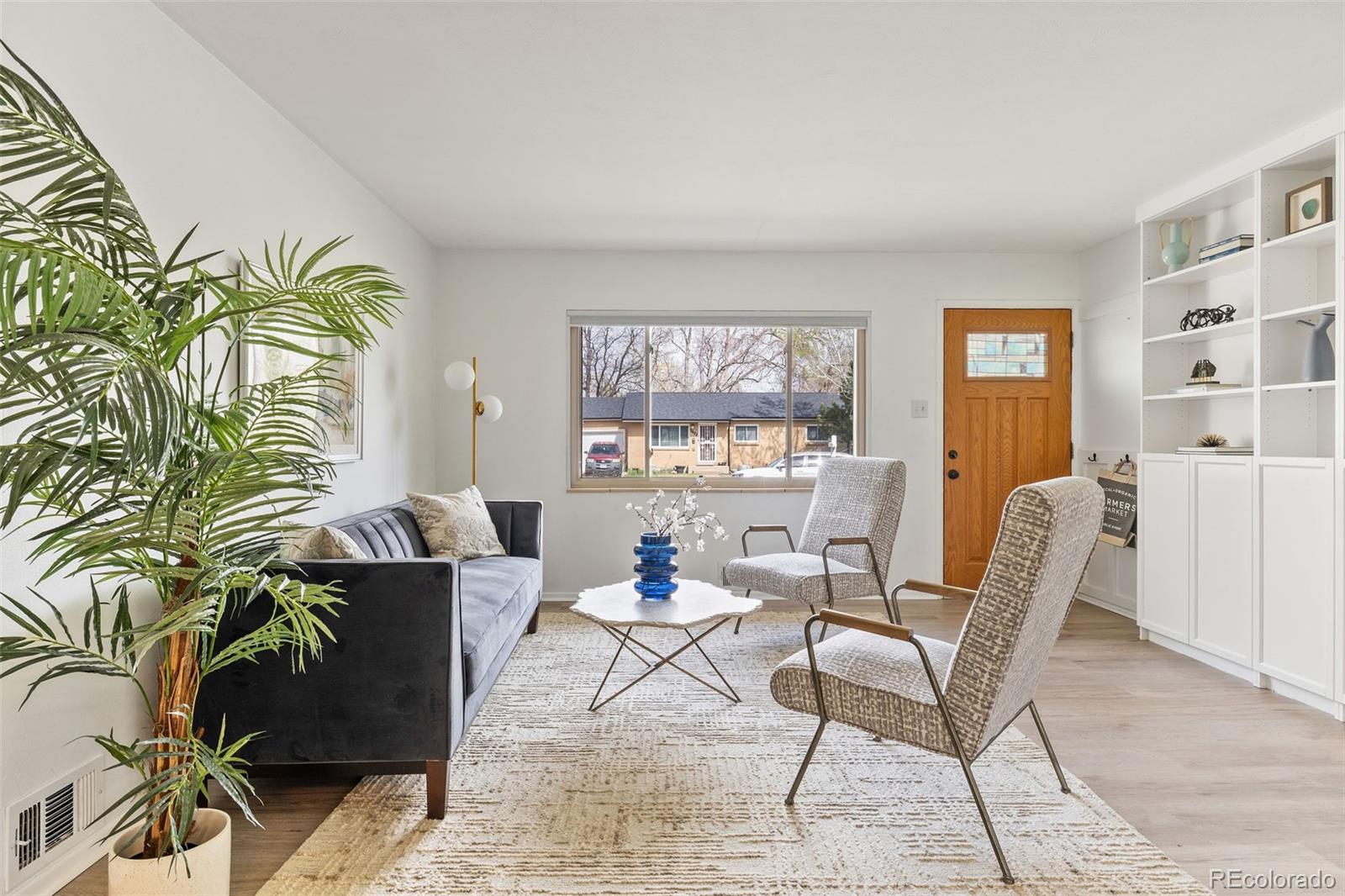 MLS Image #5 for 3423 s vrain street,denver, Colorado