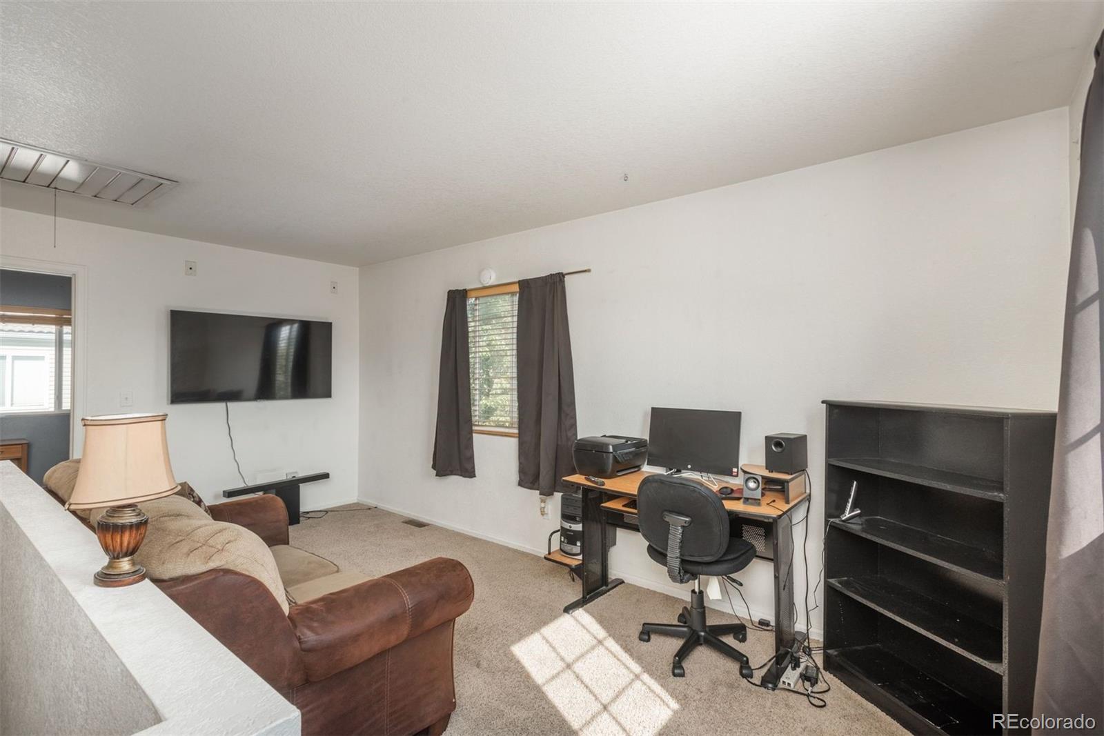 MLS Image #15 for 18673 e 43rd place,denver, Colorado