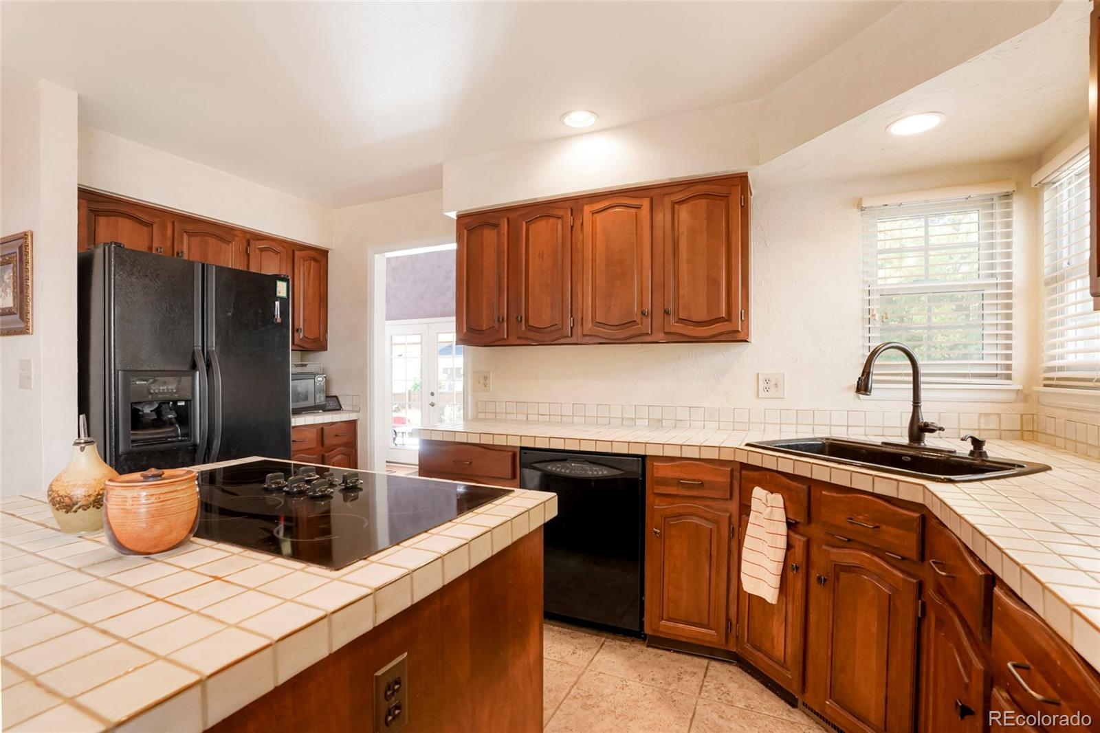 MLS Image #12 for 5944 e irwin place,centennial, Colorado