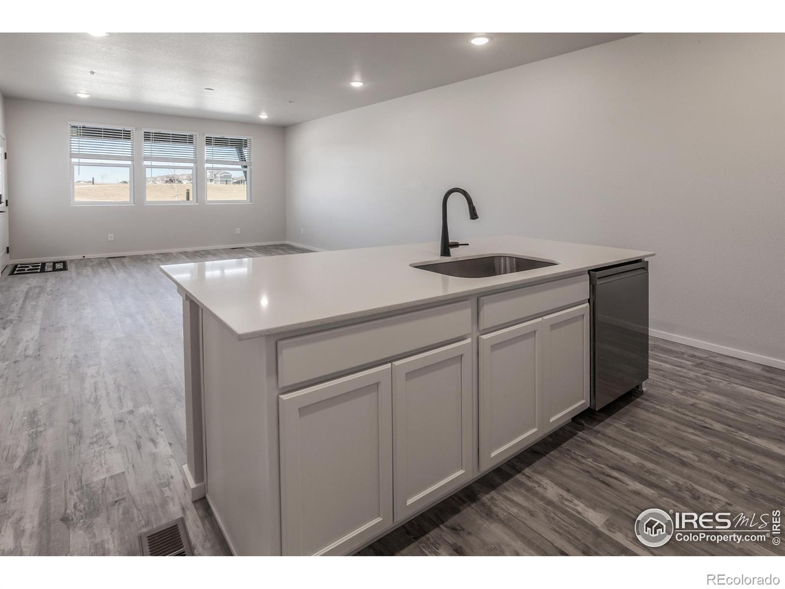 MLS Image #10 for 2120  fallin leaf drive,windsor, Colorado