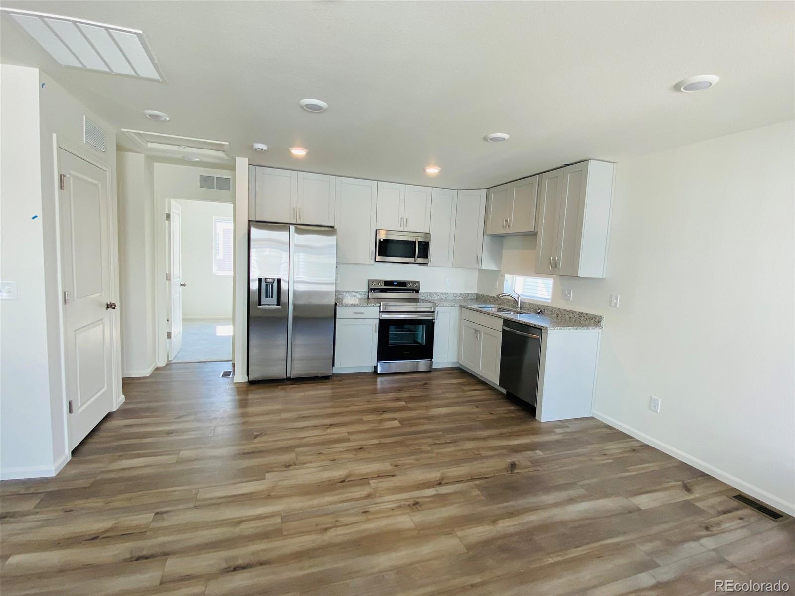 MLS Image #11 for 45016  sunflower lane,bennett, Colorado