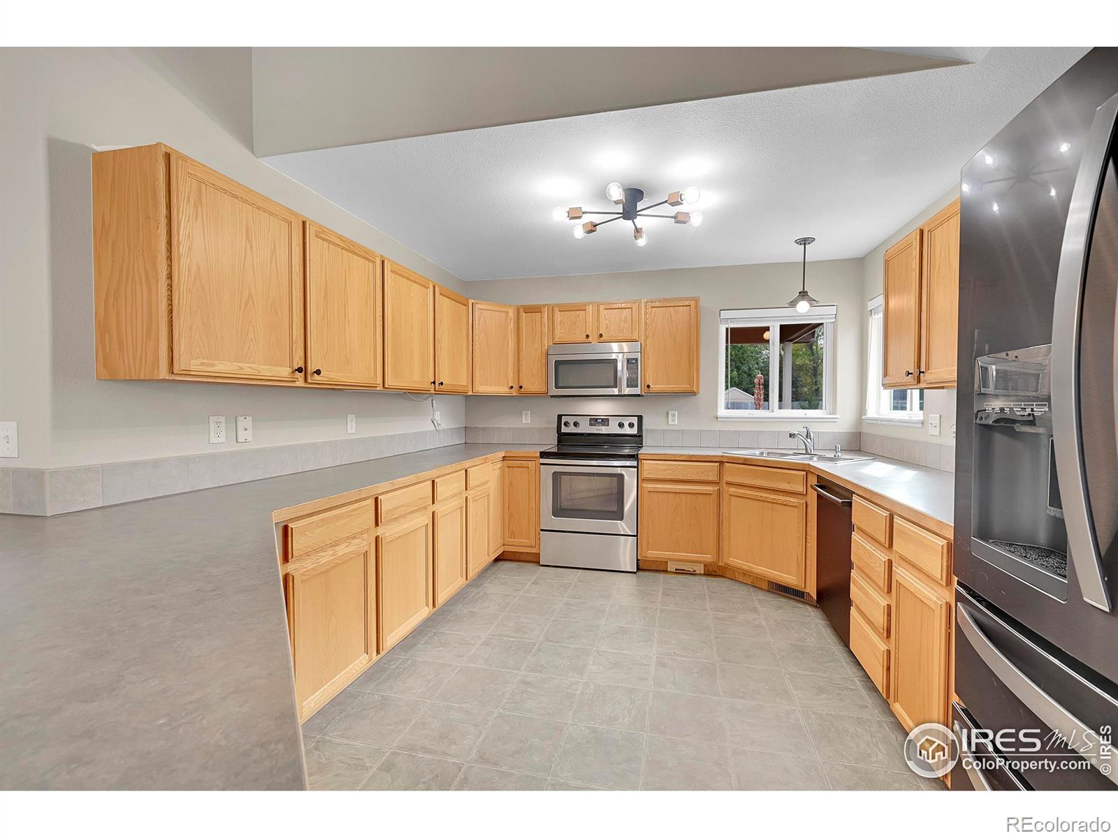 MLS Image #6 for 330  boulder lane,johnstown, Colorado