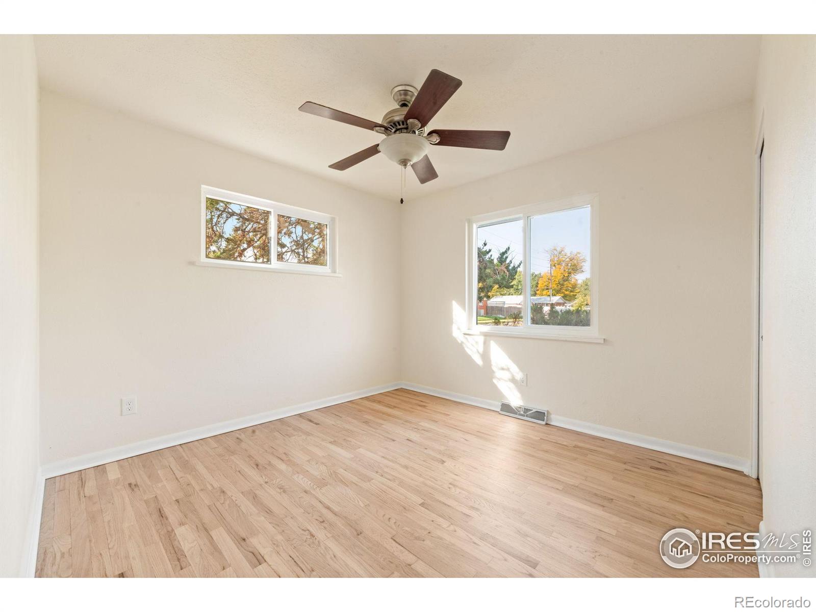 MLS Image #11 for 694 s ivy way,denver, Colorado