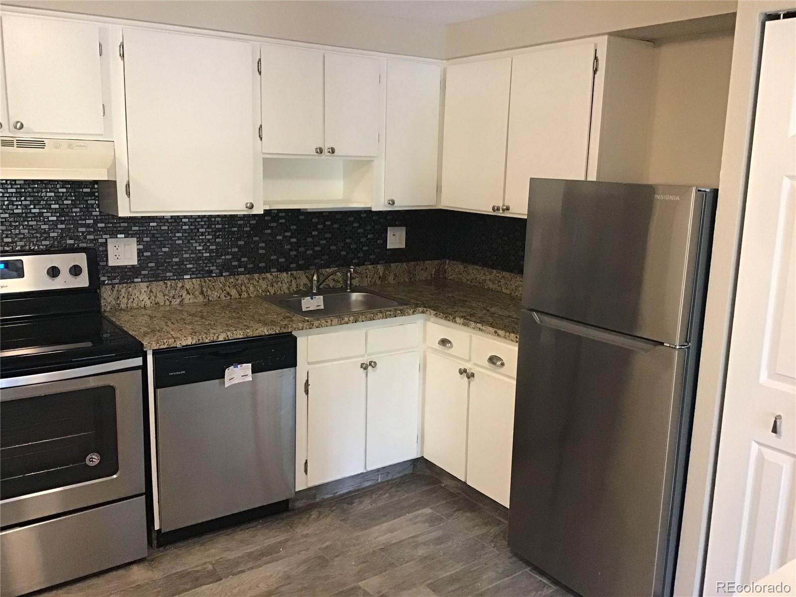 MLS Image #2 for 1304 s parker road,denver, Colorado