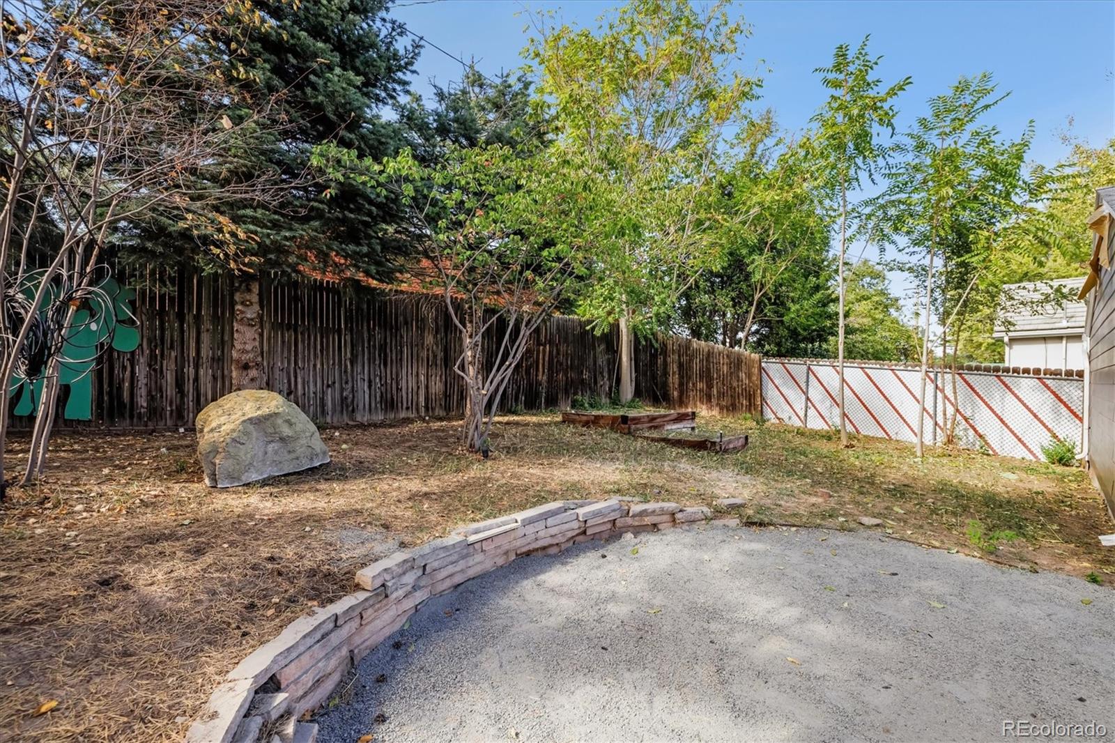 MLS Image #26 for 205 s ivy street,denver, Colorado