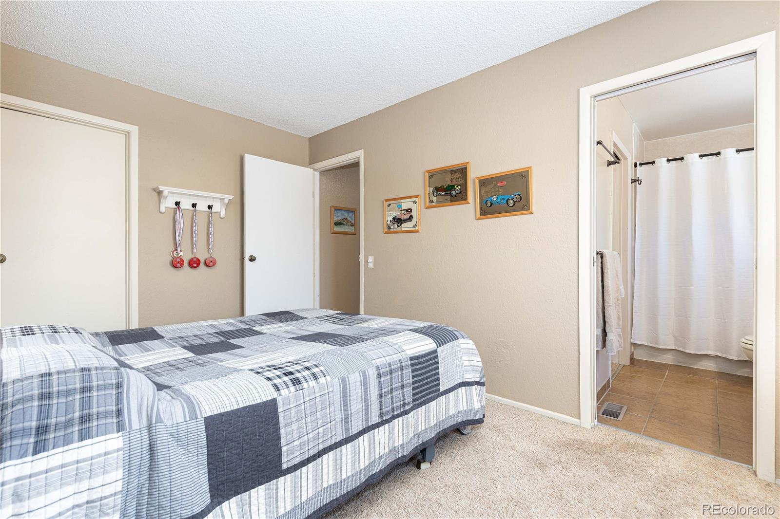 MLS Image #19 for 3695 s kittredge street,aurora, Colorado