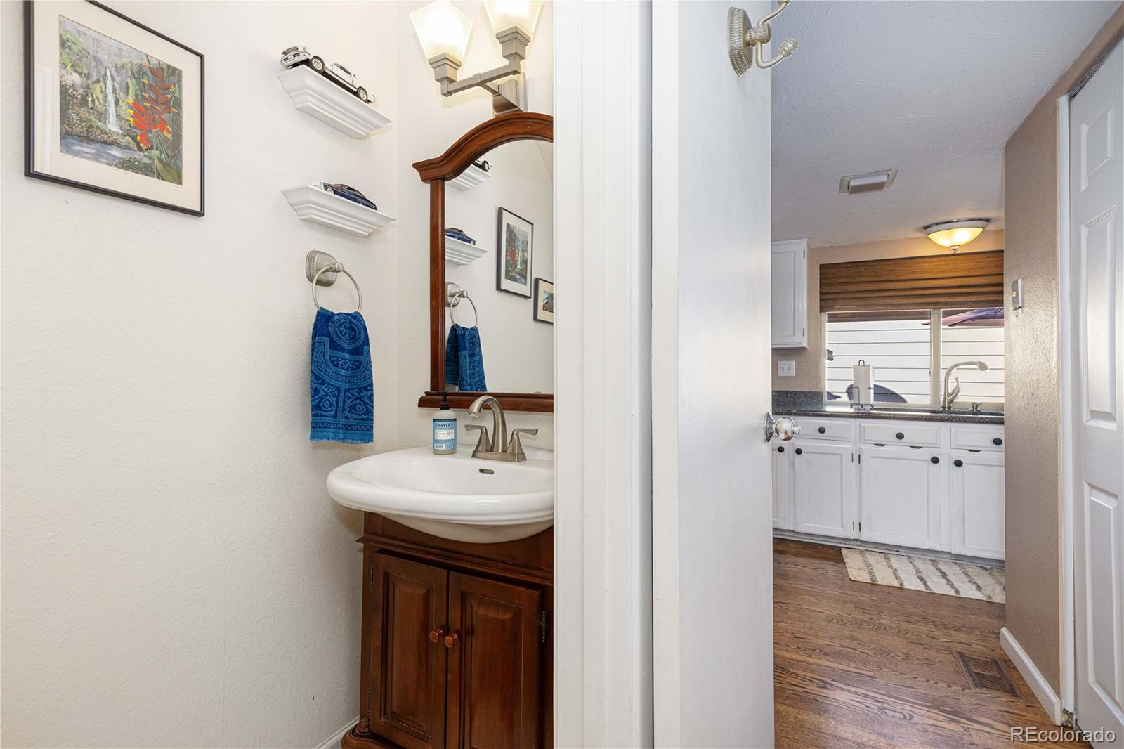 MLS Image #6 for 3695 s kittredge street,aurora, Colorado