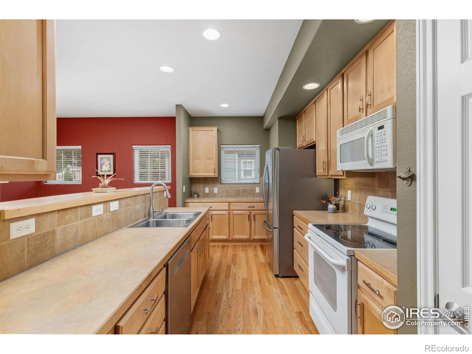 MLS Image #8 for 426  noel avenue,longmont, Colorado