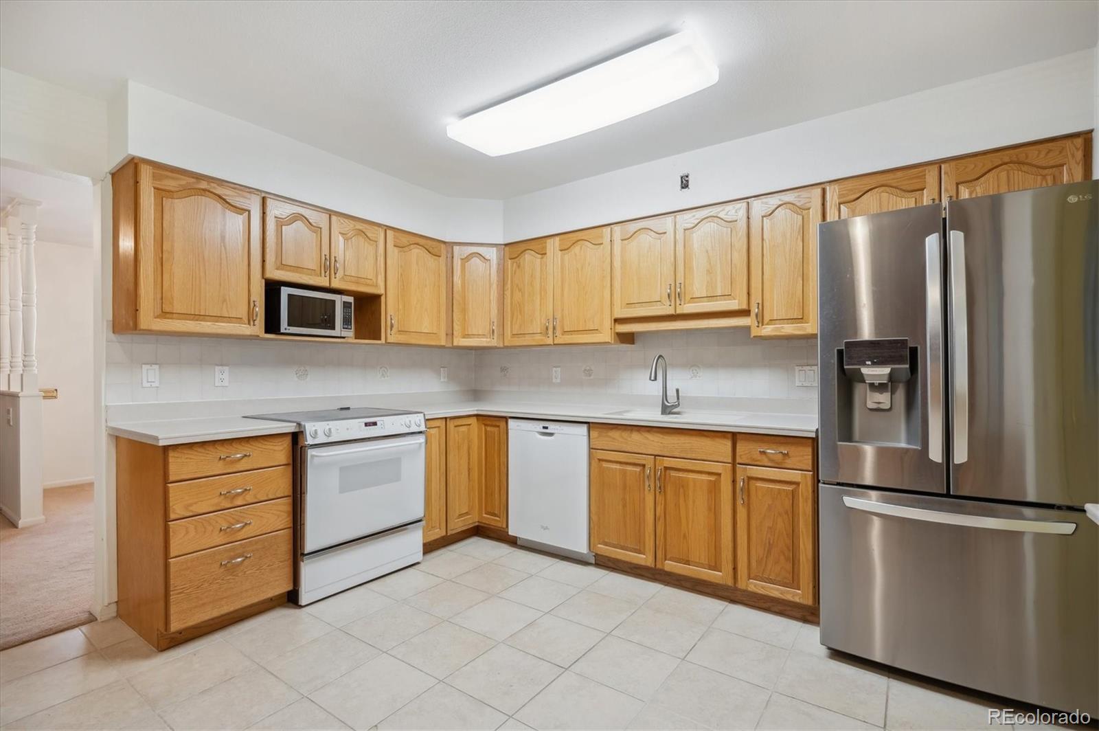 MLS Image #22 for 4162 s vrain street,denver, Colorado